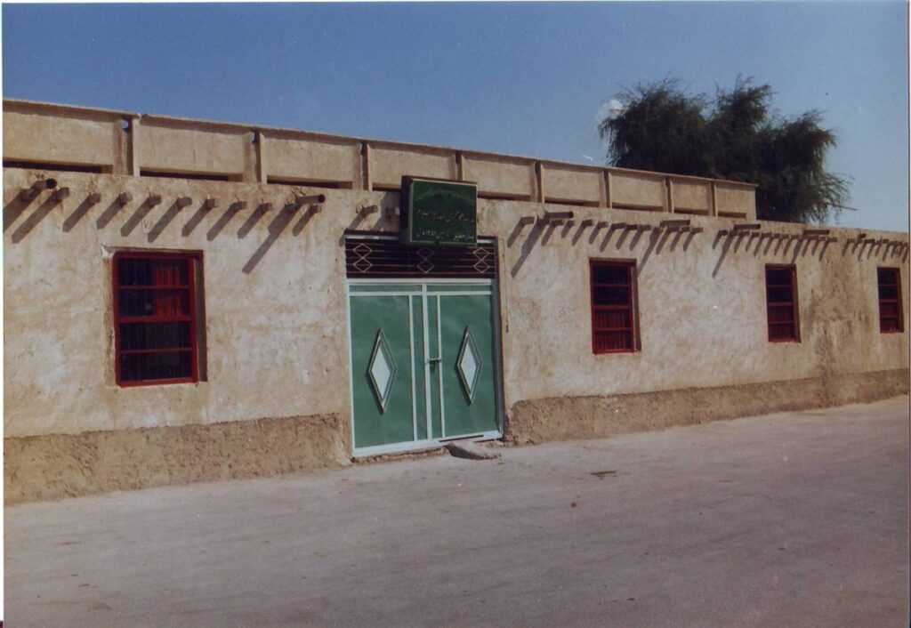 نمای ساختمان مدرسه قدیم